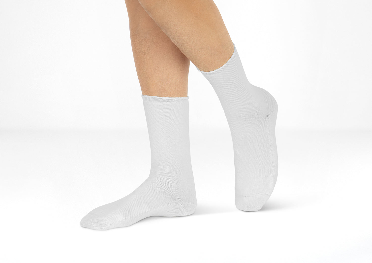 Casual-Dress-Sock-White_b47f1626-e670-44ee-af5b-39ea352dee37.jpg
