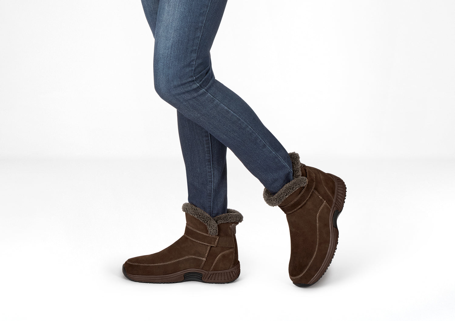 Lifestyle_1500x1060_Bliss_Brown_2.jpg