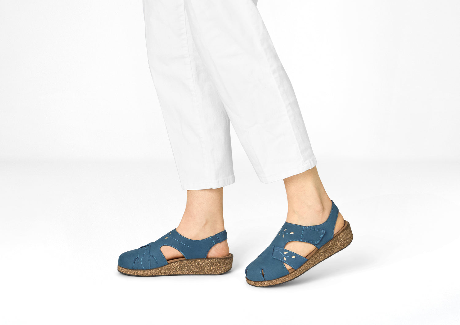 Lifestyle_1500x1060_Celeste_Blue.jpg