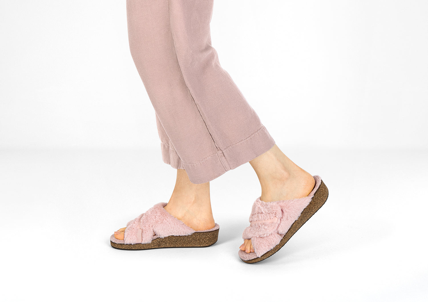 Lifestyle_1500x1060_Celine_pink.jpg