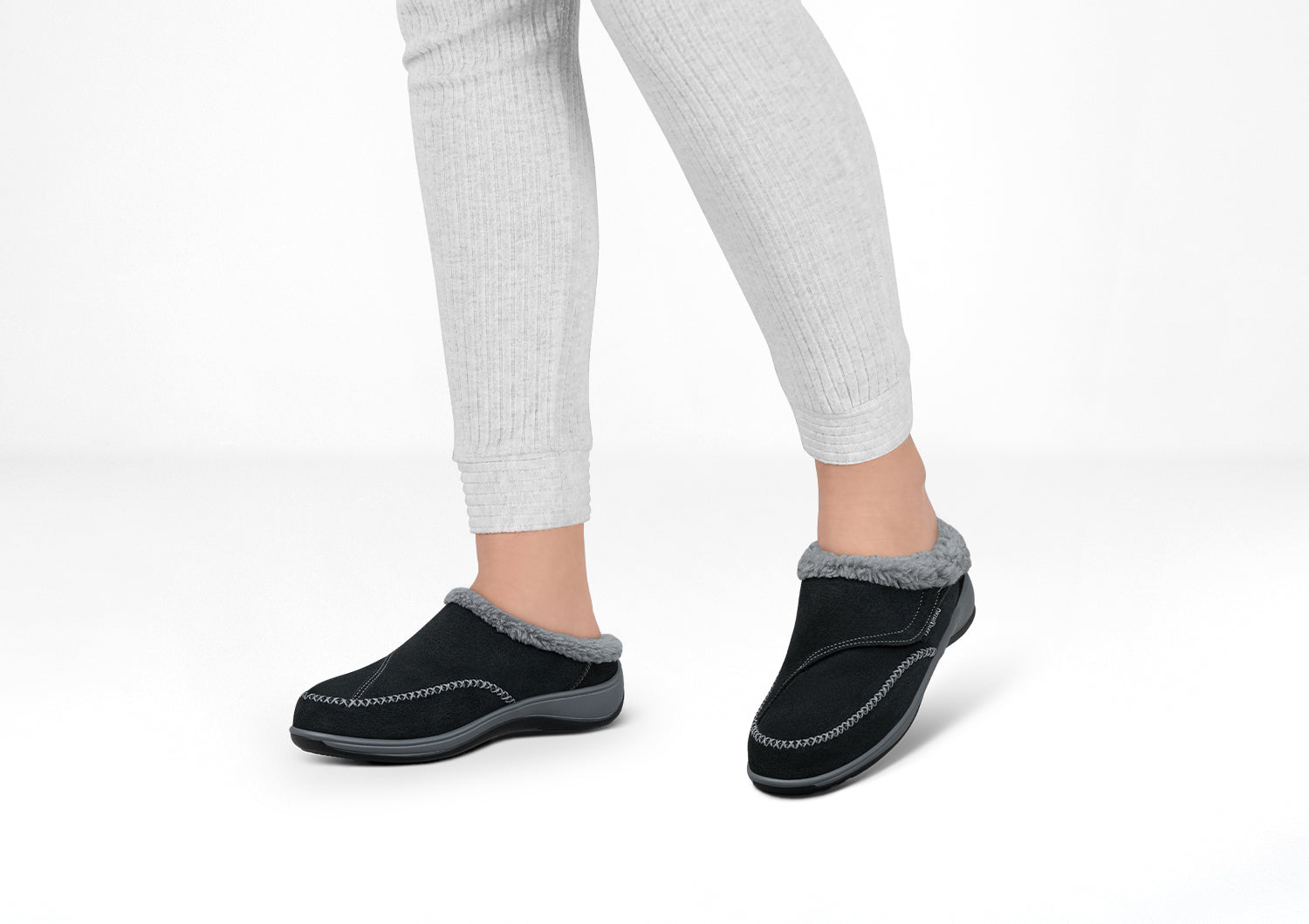 Lifestyle_1500x1060_Charlotte_Black.jpg