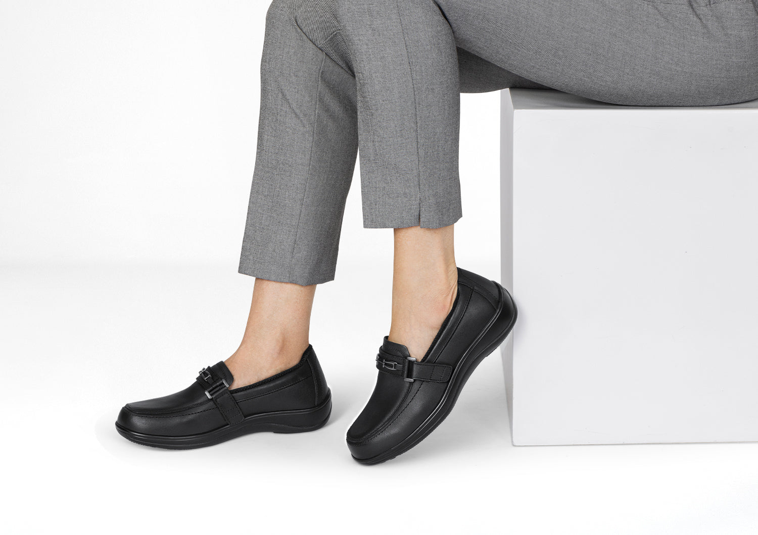 Lifestyle_1500x1060_Chelsea_Black_26b01e42-5c24-40a1-9457-355b8bd13237.jpg