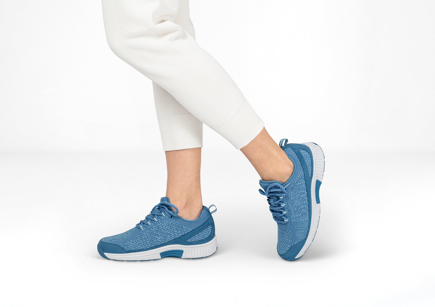 Lifestyle_1500x1060_Coral_Blue.jpg