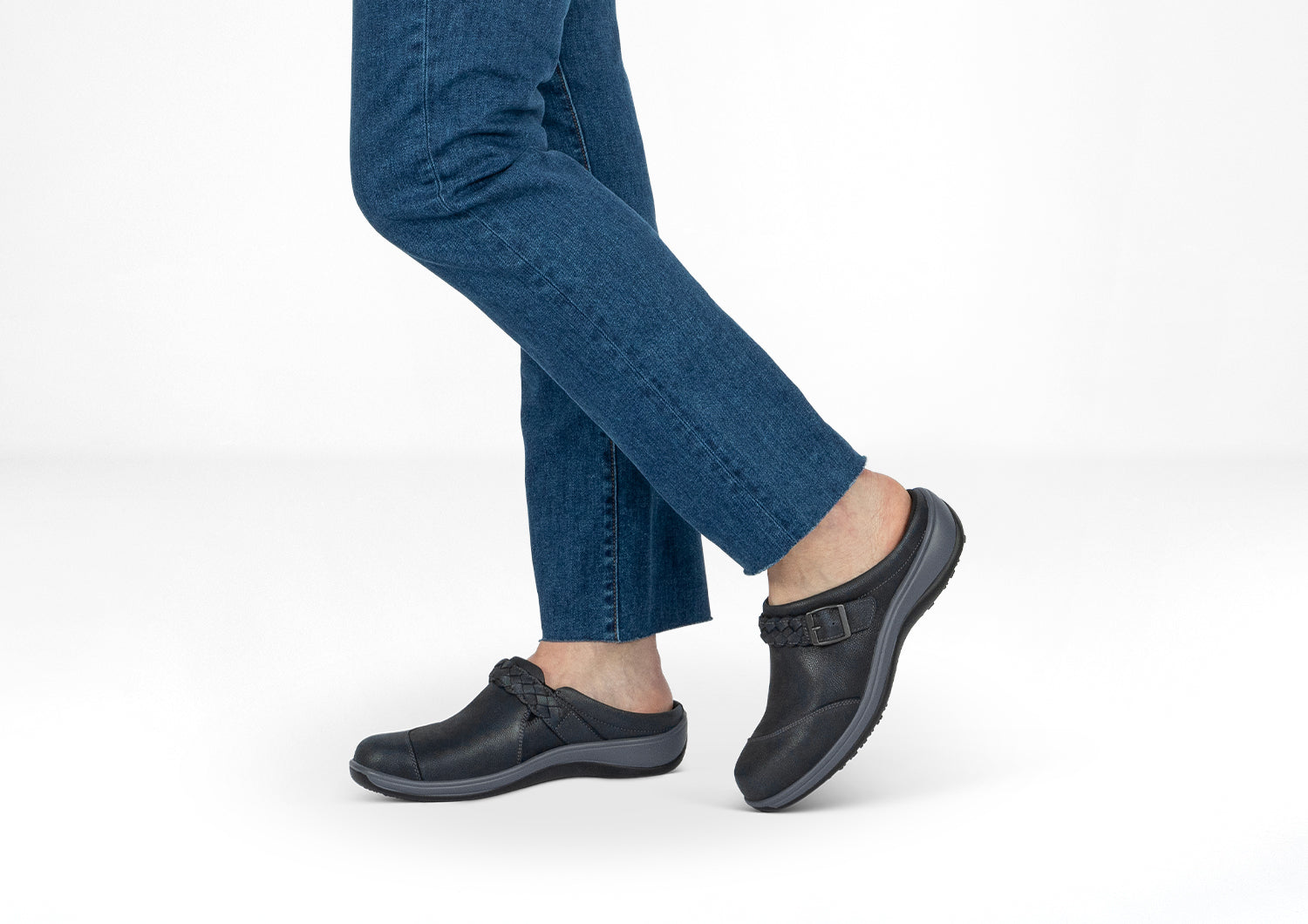 Lifestyle_1500x1060_Irma_Black.jpg