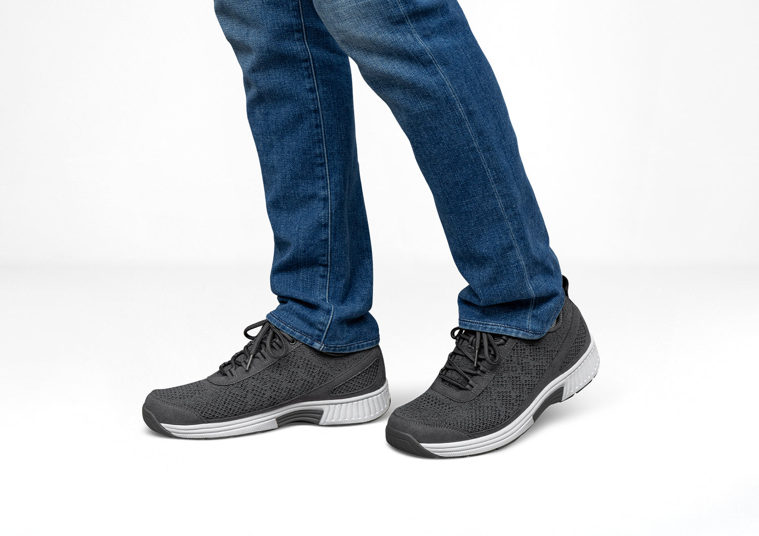Lifestyle_1500x1060_Lava_Dark_Gray_48a6463c-55d2-40be-ad04-45647d07dfe0.jpg