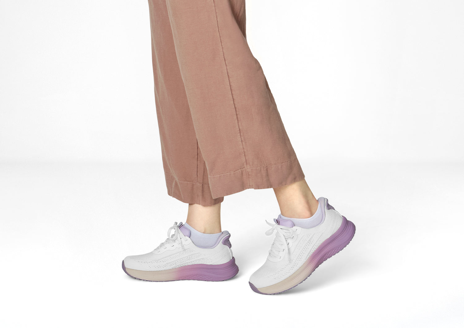 Lifestyle_1500x1060_Nira_Lavender.jpg