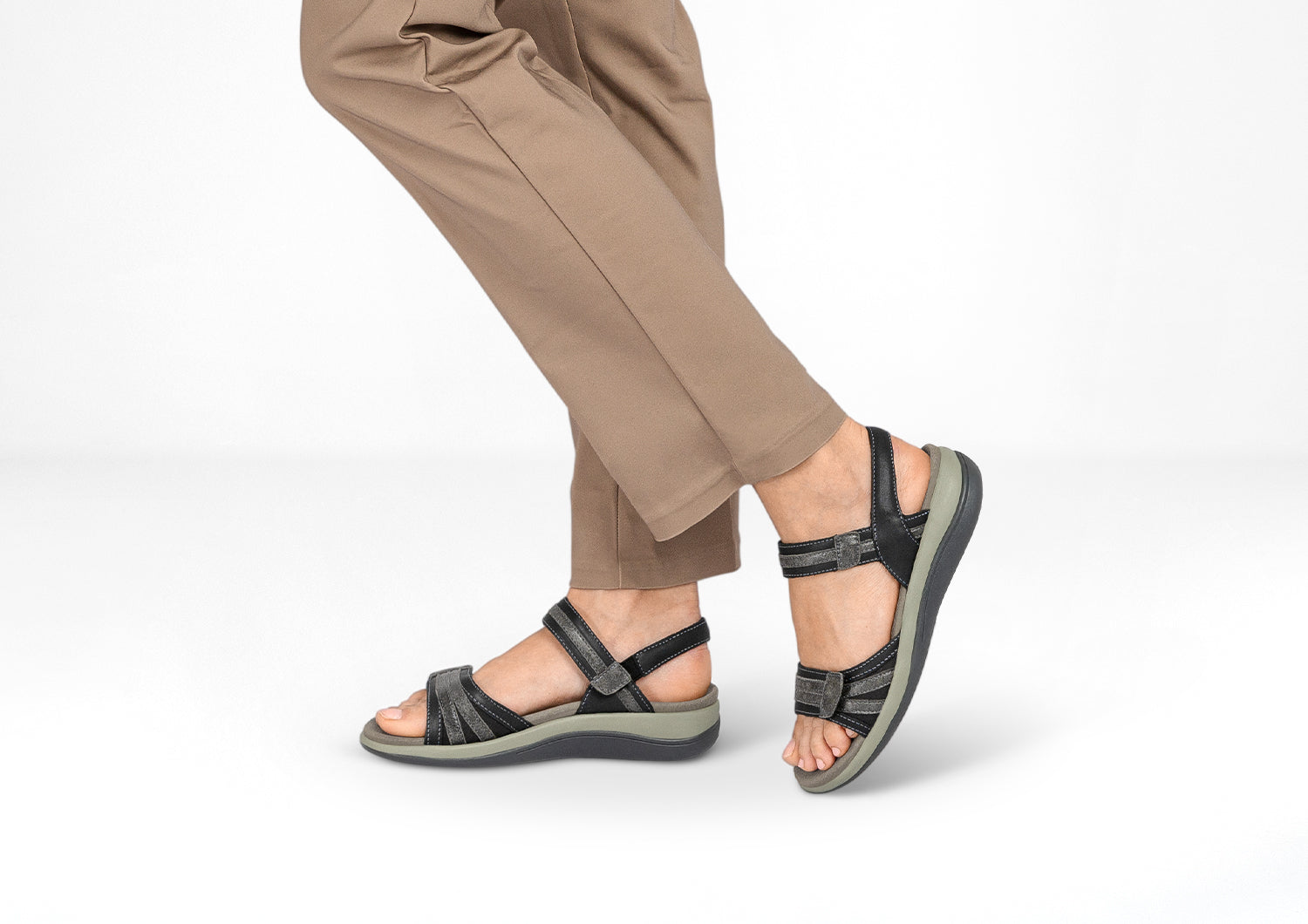 Lifestyle_1500x1060_Paloma_Black_4ed9884e-15d2-4d0b-9d4e-f7c21a7edf9c.jpg
