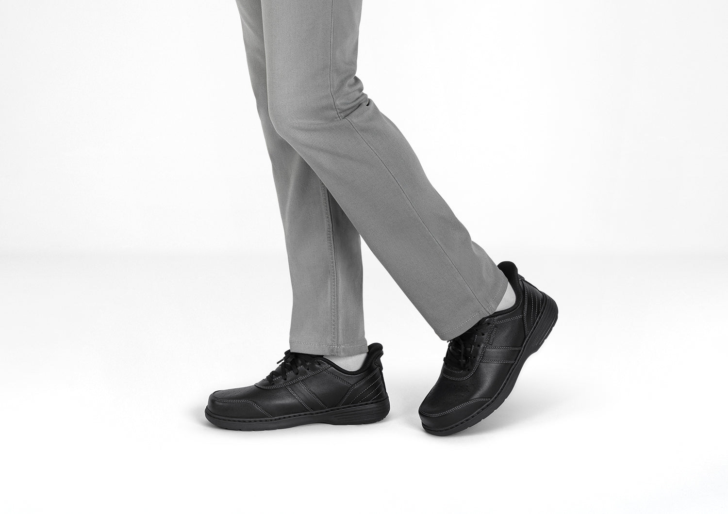 Lifestyle_1500x1060_Pierre_Black_a0114fa0-94fb-47ad-94e3-304791fba632.jpg