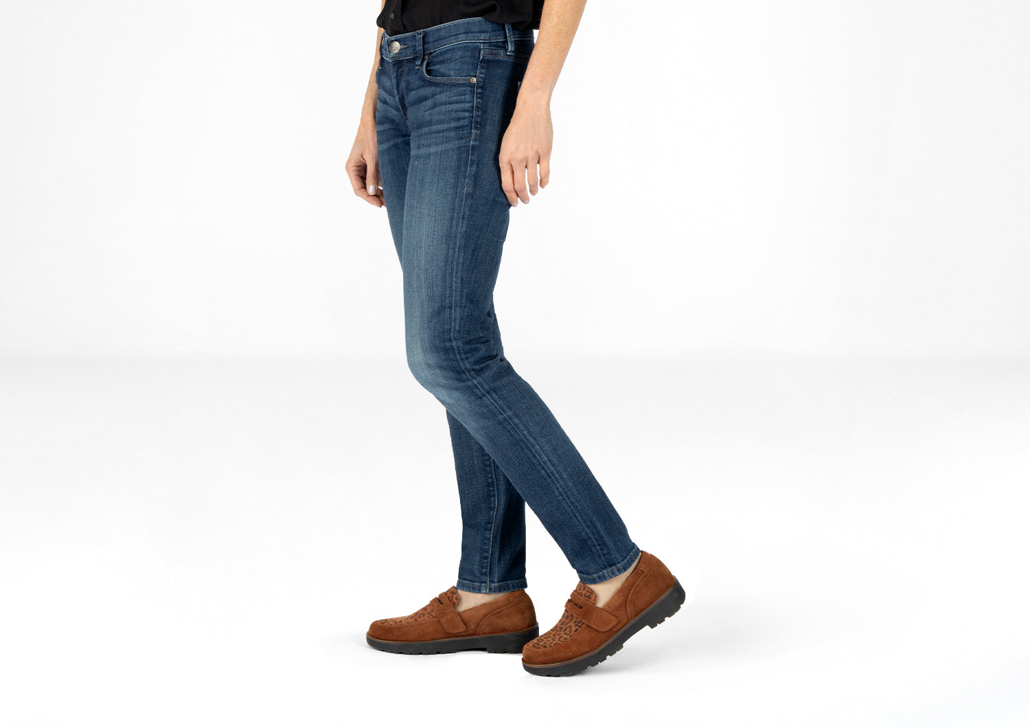Lifestyle_1500x1060_Shelly_Cinnamon_9f255947-3570-415a-b30d-4978fef1e349.jpg