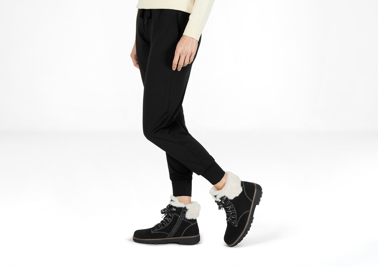 Lifestyle_1500x1060_Stella_Black.jpg