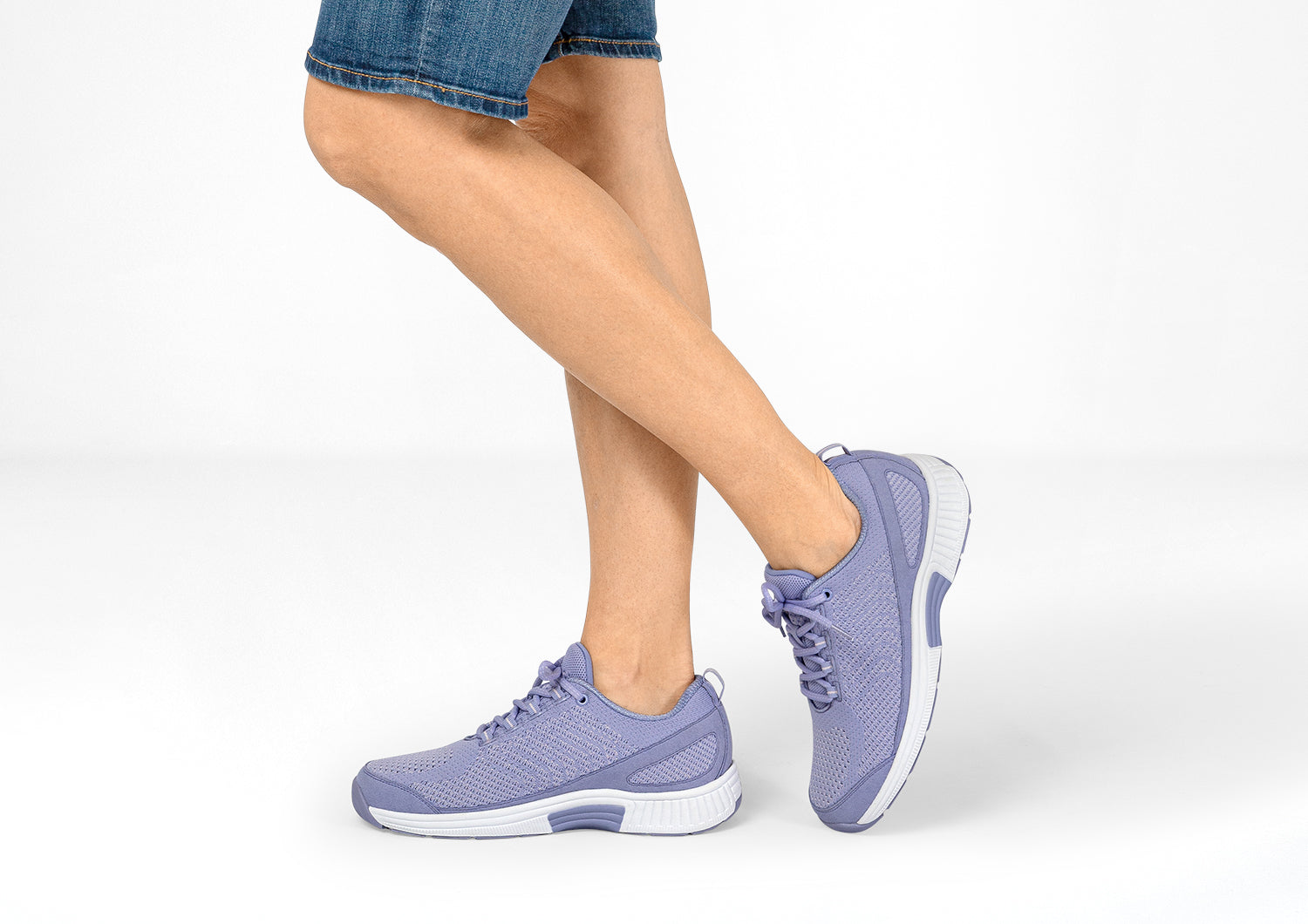 Lifestyle_Coral_lavender_1500x1060_REV2_FINAL.jpg