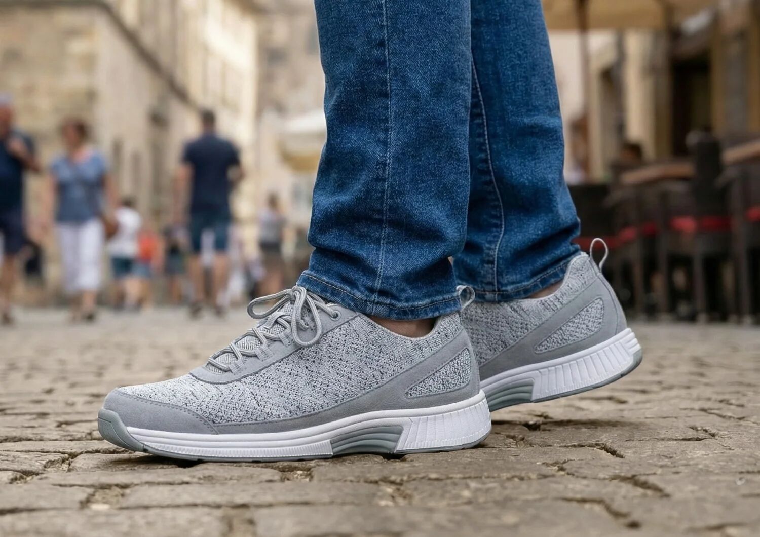 OTF_WebAsset_1500x1060_Lava_613_Gray_LS_01_01_0126_-_Website_-_Product_Usage_1a2789be-6e1a-493b-8ce0-480f467114a8.jpg