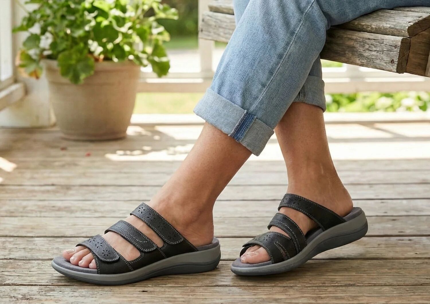 OTF_WebAsset_1500x1060_Sahara_922_Black_LS_01_01_0226_-_Website_-_Product_Usage_190c94e2-42d4-4942-9c38-f4e586f90c6f.jpg