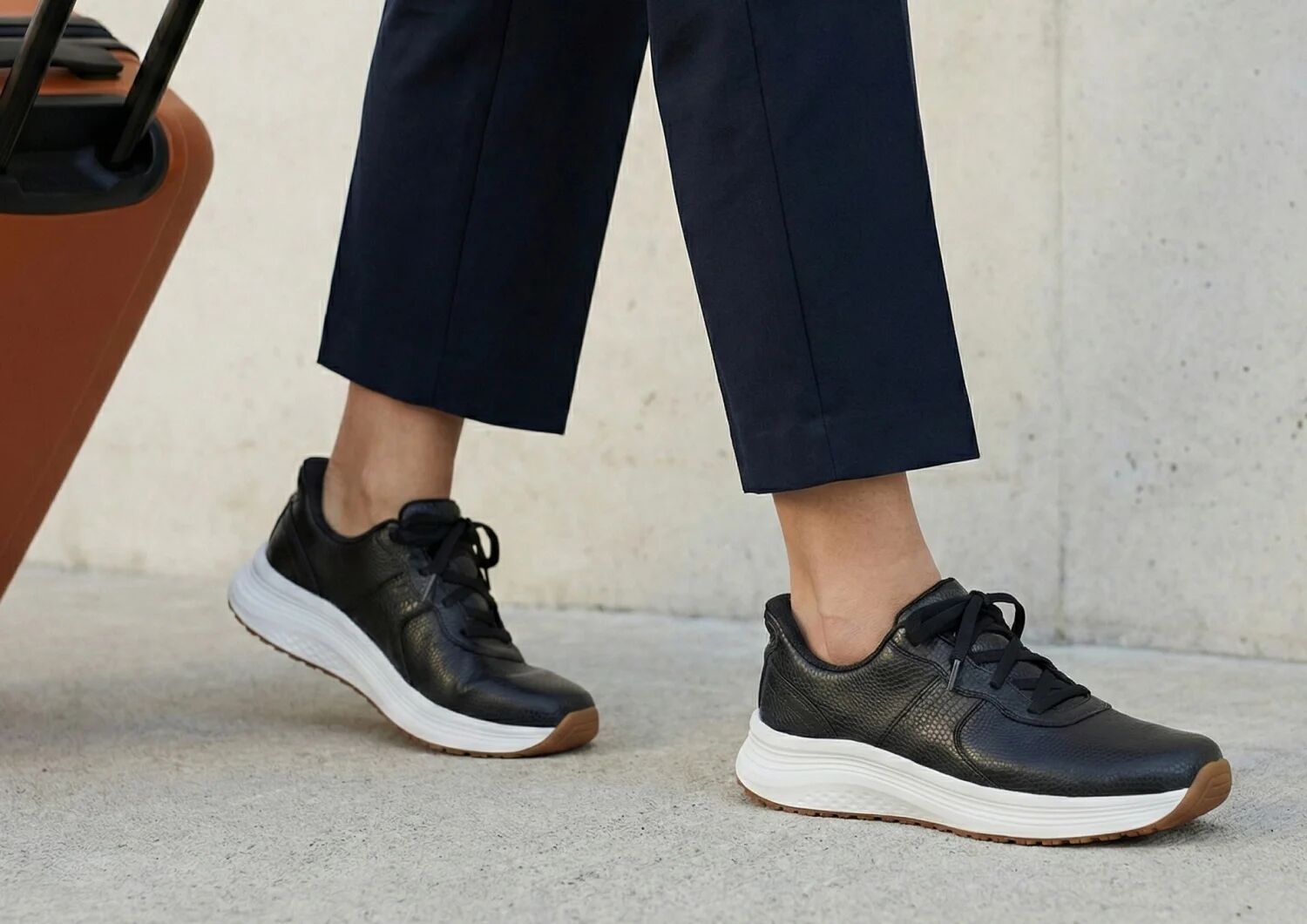 OTF_WebAsset_1500x1060_Stride_80102_Black_LS_01_02_0126_-_Website_-_Product_Usage_1648c6d0-0a4b-41bd-a402-0f68bdc546f8.jpg