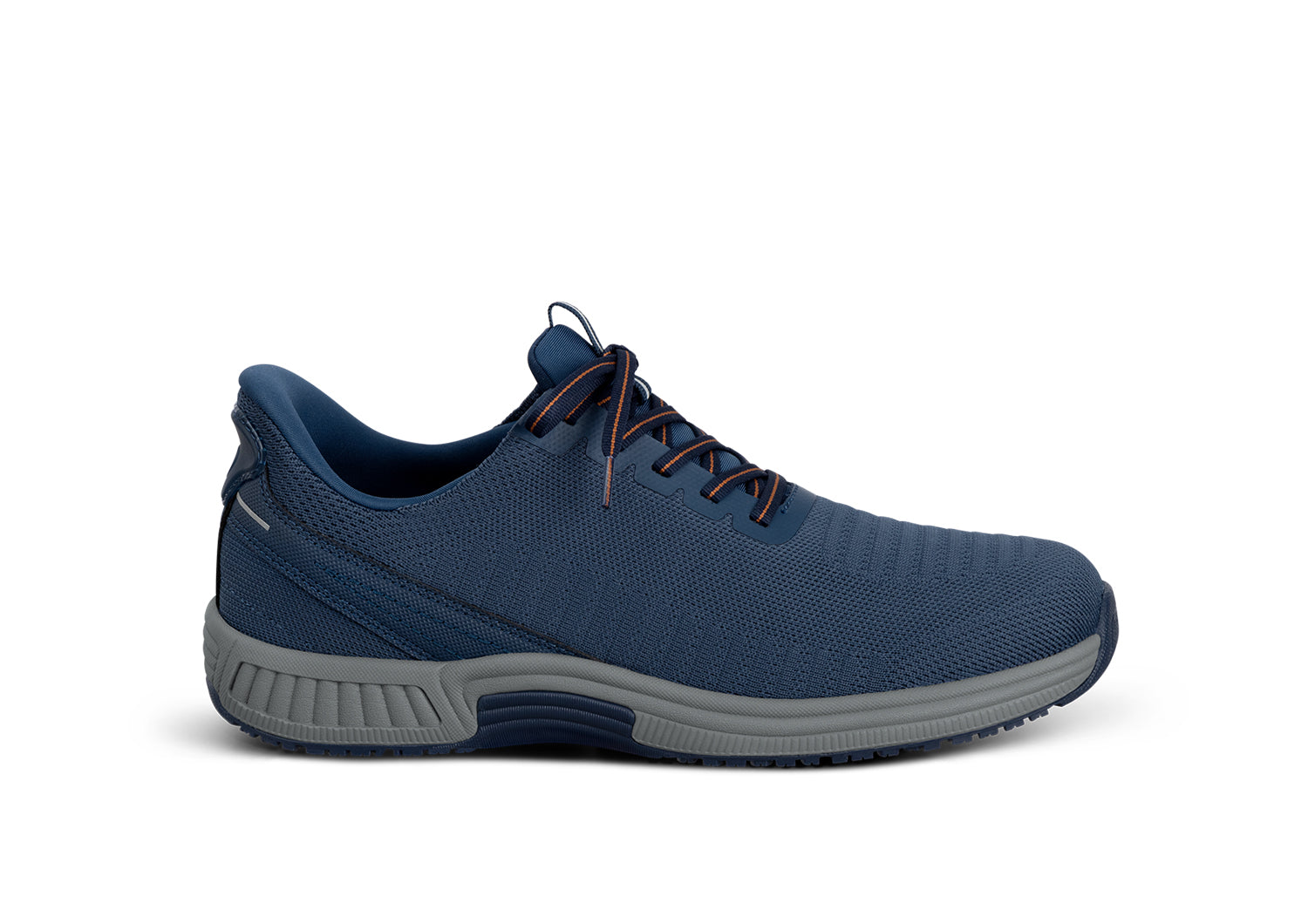 OTF_WebAsset_Yari_20027_NavyGray_PDP5_00_0126_1500x1060_a04c1e71-caf8-4324-b826-b4f2a16d4bad.jpg